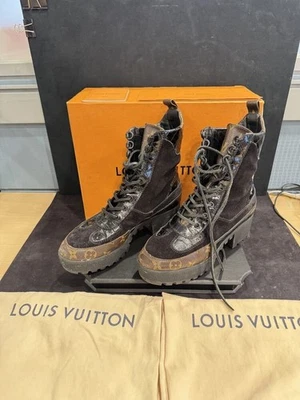 Botas Louis Vuitton para mujer Laureado plataforma desierto talla 40 LS (345792) Foto 1 de 4