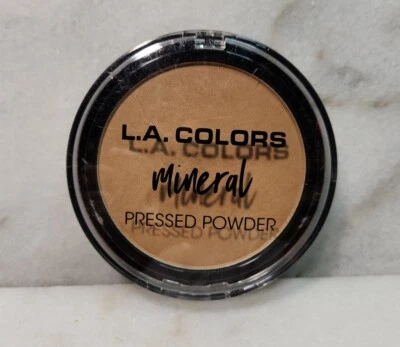 L.A. Colors Mineral Pressed Powder - Smooth Finish - CMP379 SAND - Image 1 of 2