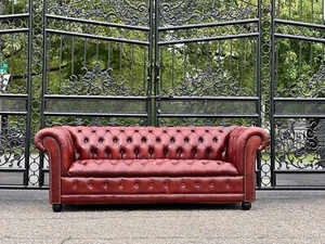 Vintage English Red Tufted Leather Chesterfield Sofa - Picture 1 of 22