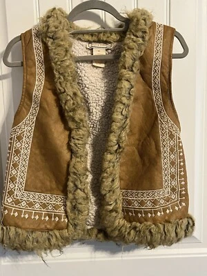 #3217. FLYING TOMATO Tan Faux Suede Faux Fur Vest. Size M - Image 1 of 4