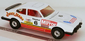 Pantalones de mezclilla Corgi Ford Capri 3.0S Mark III blancos jugosos espejo diario escala aproximadamente 1/36 - Imagen 1 de 2