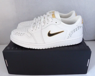 NUEVO SIN CAJA Auténticas NIKE AIR JORDAN 1 MM Bajo Marfil/Metálico Dorado Cuero Para Mujer 9 M Foto 1 de 4