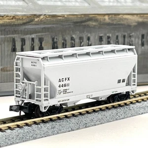 Atlas 3908 American Car Foundry ACF 2 Bay Covered Hopper ACFX 44611 N Scale - Picture 1 of 10