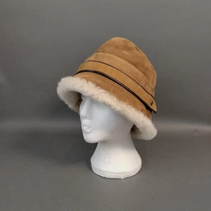 UGG Australia Sheepskin 'Bucket' Hat With Branded Button Trim One Size KL/EW - Picture 1 of 12