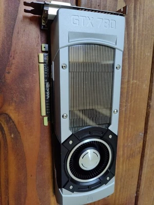 Tarjeta de video gráfica NVIDIA GeForce GTX 780 3GB GDDR5 GPU Foto 1 de 4