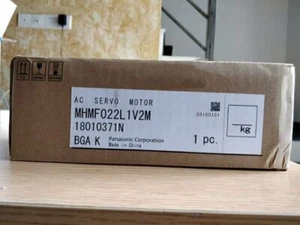 Servomotore Panasonic MHMF022L1V2M nuovo con scatola mai aperta spedizione gratuita - Foto 1 di 3