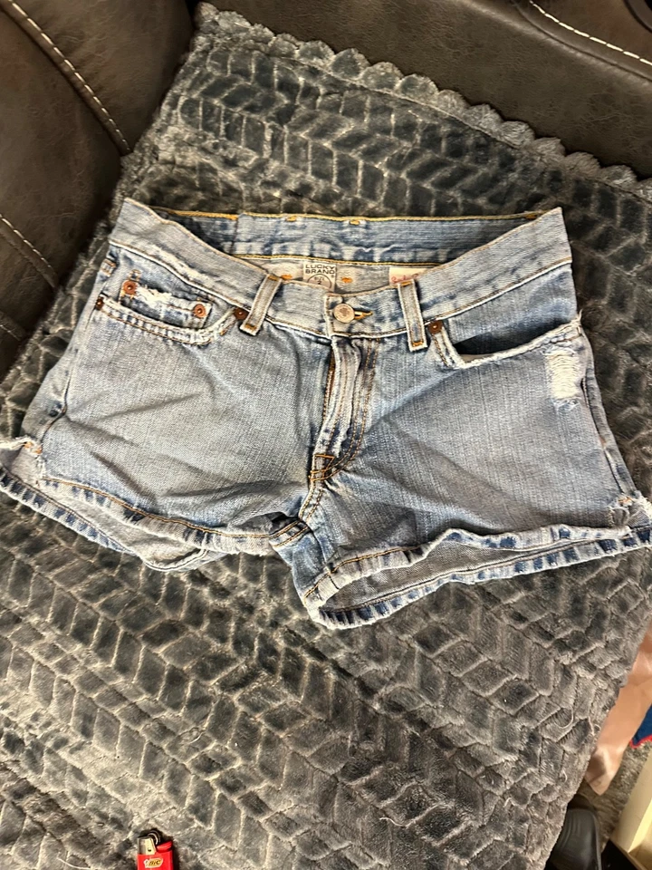 Pantalones Cortos Vaqueros Vintage Lucky Brand Talla 2/28 Para Mujer Azul Denim Bolsillos Hechos en EE. UU. Foto 1 de 4