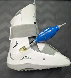 Aircast SP Walker Small 01A-S Fußbandage Guss und Pumpe Medizinstiefel - Bild 1 von 9