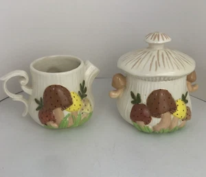 Vintage 70s Arnels Ceramic CREAM COLOR Mushroom Sugar Bowl with Lid AND Creamer - Picture 1 of 9