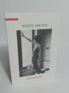 *SIGNED* Devotion by Patti Smith - Yale Paperback - Picture 1 of 4
