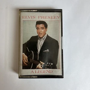 ELVIS PRESLEY - a legend — Cassette audio - K7 - Tape - Foto 1 di 3