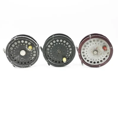 Lote de 3 carretes de pesca con mosca. Shakespeare Russel 1865 y South Bend Oreno 1196. Foto 1 de 4