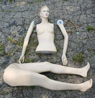 Maniquí femenino vintage realista tamaño completo exhibición tienda cabello moldeado Hong Fong Foto 1 de 4