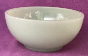 Tazón de 5" de vidrio de jadeíta para sopa/chile/cereal FIRE-KING - Imagen 1 de 6