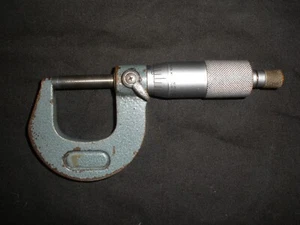 Mitutoyo Series 103 Outside Micrometer 0-1 inch, 0-25mm lot 113 - Picture 1 of 9