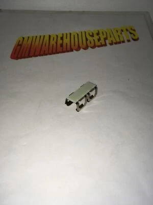 2010-2016 CADILLAC SRX ROOF JOINT  MOLDING RETAINER CLIP  NEW GM #  20968056 - Image 1 of 3