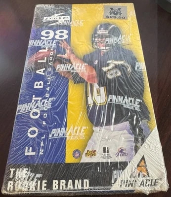 1998 Score Football Factory Sealed Wax Box!! 36 Packs MANNING ROOKIE CARDS!! - Image 1 of 2