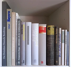 15 Bücher grau dunkelgrau Dekoration alle Hardcover Regalfach Deko Posten Biblio - Bild 1 von 1