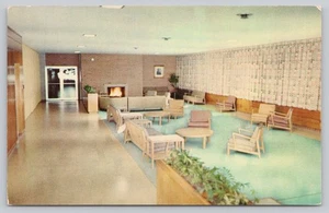 Main Lounge of Masselink Commons Ferris Institute Big Rapids Michigan Postcard - Picture 1 of 2