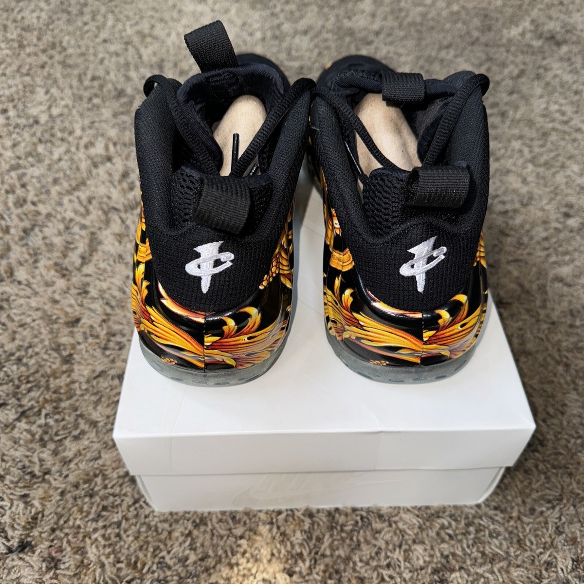 Nike Supreme x Air Foamposite One SP Black for Sale Nike Supreme x Air Foamposite One SP Black for Sale