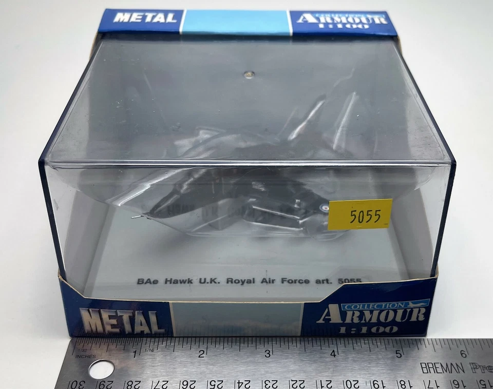 Colección Armour - B.A. Hawk Fuerza Aérea del Reino Unido "Black Hawk" - Escala 1:100 - #5055 Foto 1 de 3