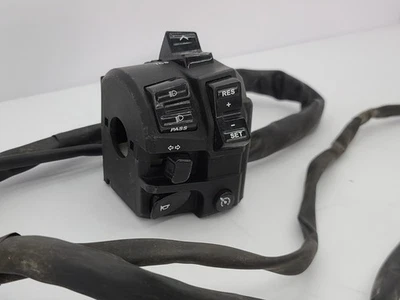 16-20 YAMAHA FZ10 MT10 OEM LEFT BAR CONTROL HEADLIGHT HORN SIGNAL SWITCH 2018 - Image 1 of 4