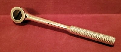 Stanley 1/2" Drive Round Head Quick-Release Ratchet 87-720 Cr-V - Image 1 of 4