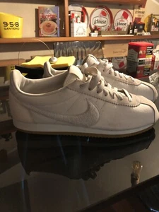 NIKE CORTEZ UOMO TG. 42.5 UK 8 US 9 AVORIO BAFFO IN STOFFA, RARE!!!!!!!! - Foto 1 di 6