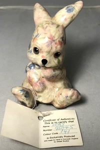 Ceramic Bunny Figurine Mikasa Decoupage Pottery Global Studios Cornwall England - Picture 1 of 9