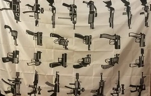 War Machine Guns Tischdecke Ambesonne 60" x 90" rechteckige Tischdecke Militär - Bild 1 von 1
