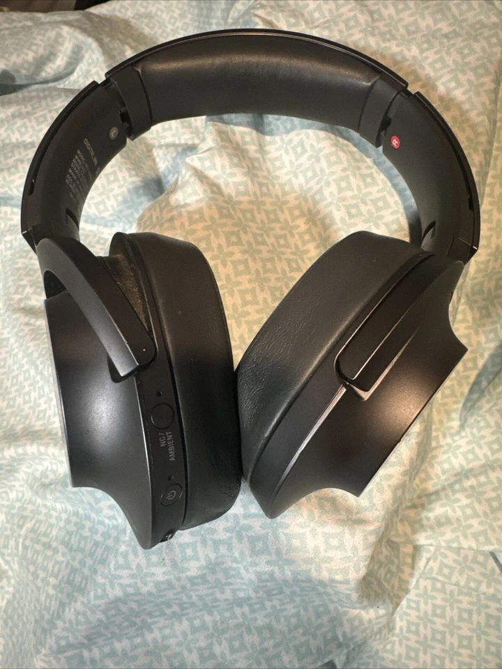 Auriculares inalámbricos Sony WH-H900N On Ear con cancelación de ruido - Buen estado. Foto 1 de 4