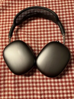 Apple AirPods Max A2096 Space Gray - Image 1 of 4