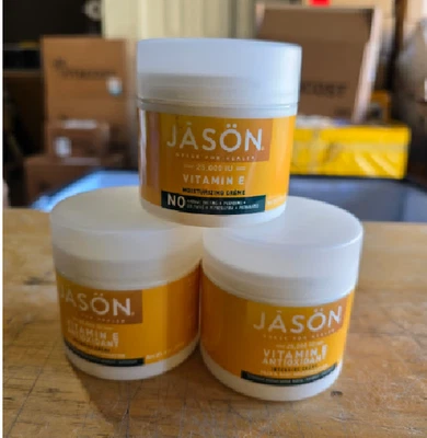 Pack de 3 cremas intensivas antioxidantes vitamina E JASON hidratación facial y corporal Foto 1 de 3