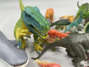 Dinosaurs Galore!! Includes a Shark & Prehistoric Birds LOT Vintage - Picture 1 of 11