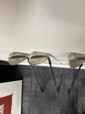 Juego de cuñas Cleveland RTX 588 Rotex 2.0 52, 56, 60 lofts Foto 1 de 4