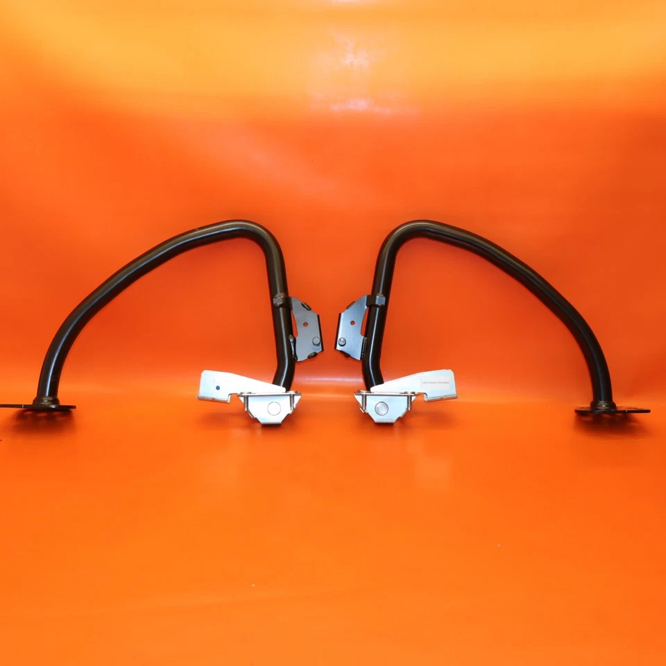 MASERATI QUATTROPORTE TRUNK HINGE 2014-2016 2017 2018 2019 2020 670001882 OEM - Image 1 of 4