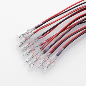 8 x 8V 100mA 0,8W / Lampe Miniature Lamp Bulb / T1 ¼ 1/4 T1.25 / 4mm + Kabel - Picture 1 of 3