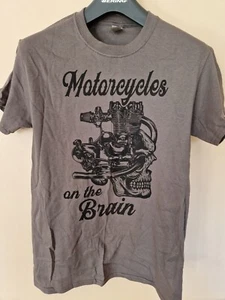 CAMISETA PARA HOMBRE RETRO MOTOCICLETAS EN EL CEREBRO - Imagen 1 de 1