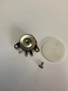 NOS Transistor Radio Volume Pot With On/Off switch  1 MEG OHM Japan - Picture 1 of 2