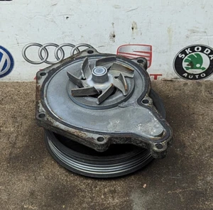 Water Pump with Pulley - 059121031L - Porsche Cayenne S 957 3.0D GTS 2009 - Picture 1 of 2