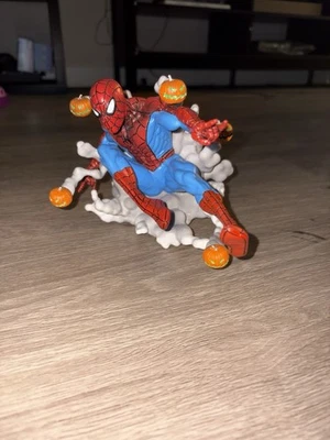 Marvels Pumpkin Bomb Spider Man Statue! Does Not Come With A Box. - Image 1 of 3
