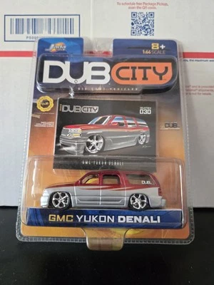 Vehículo fundido a presión Jada Toys 12002 Dub City GMC Yukon Denali - 485S4 Foto 1 de 3