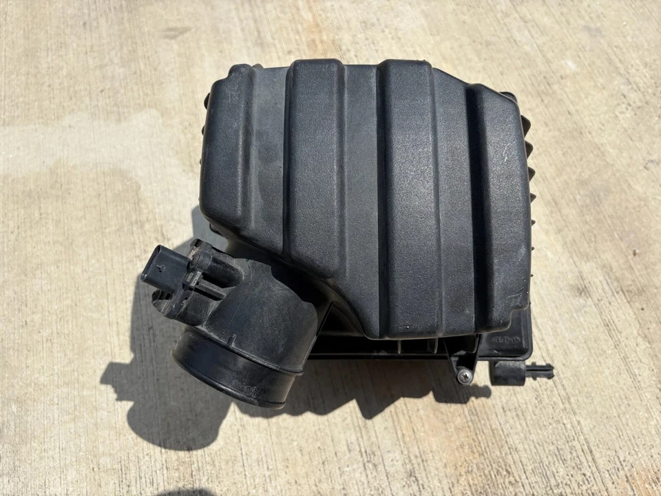 OEM, 2015-2018 Jeep Renegade 2.4L Engine Air Cleaner Intake Filter Housing Box Foto 1 de 4