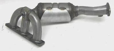 Catalytic Converter Fits 2002 BMW 530i - Imagem 1 de 4