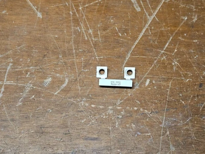 R7W 33KΩJ 6D - Micron Resistor - Image 1 of 2