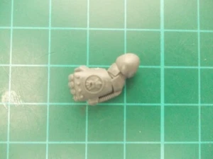 Warhammer 40K - Imperial Fists Primaris Power fist - 40k bits - Picture 1 of 1