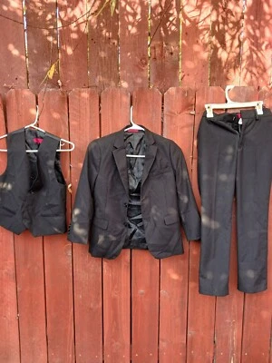 Gioberti 3 Piece Suit Boy Size 8 Black - Image 1 of 4