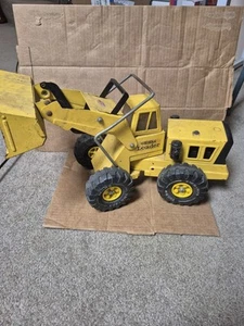 Vintage 1970's TONKA Yellow Front End Loader Pressed Steel Toy - Picture 1 of 4