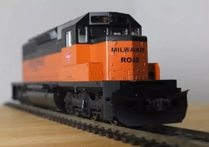 Kato 37-2708 HO Gauge EMD SD40-2 diesel loco in Milwaukee Road livery - Picture 1 of 14