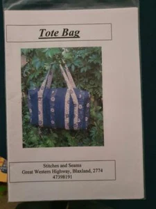 Quilt Pattern Tote Bag by Stitches and Seams preowned - Foto 1 di 2